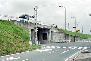 道路と道路の立体交差の画像