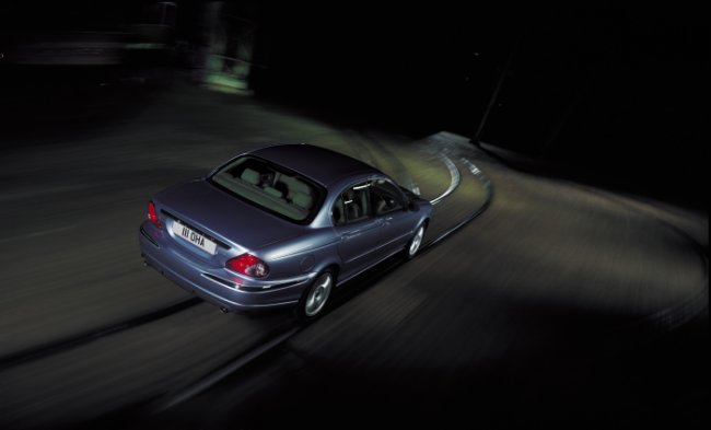Jaguar X-TYPE