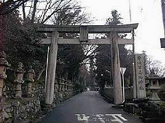 宇流冨志禰神社一の鳥居