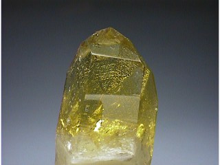 黄水晶