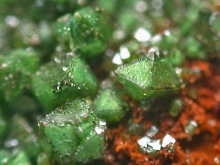 燐銅鉱
