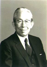 前川　春雄