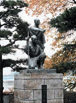 玉川兄弟の像
