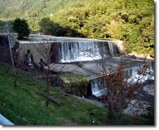 除ケの堰堤