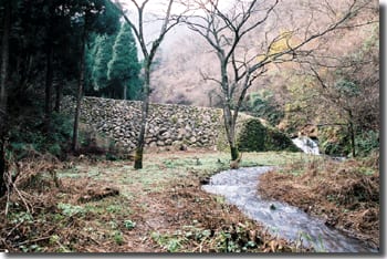 アカタン砂防松ヶ端堰堤