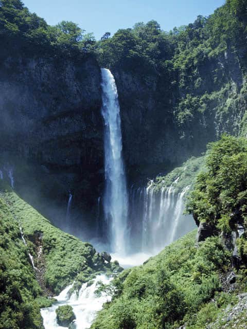 華厳滝の画像