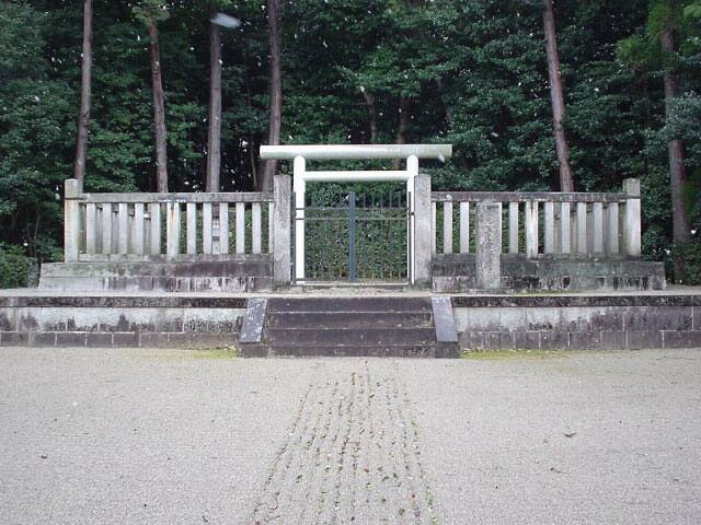 孝元天皇の画像