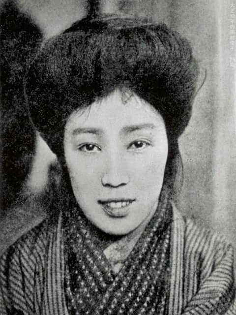 田村俊子の画像