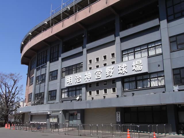 神宮球場の画像