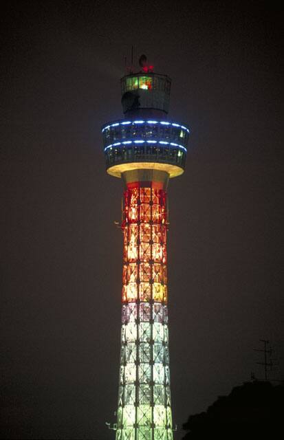 横浜マリンタワーの画像