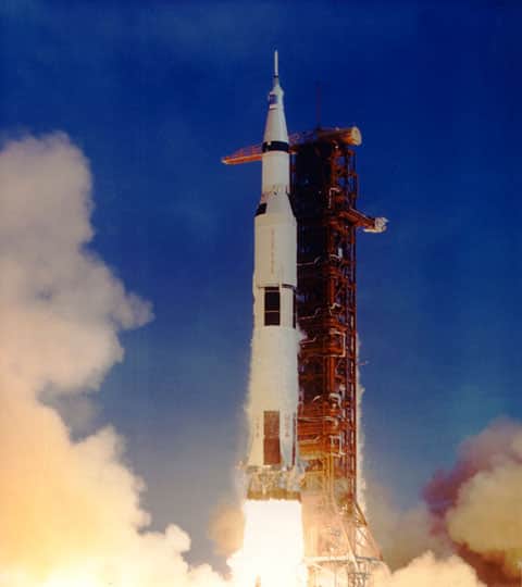 サターン五型ロケットの画像