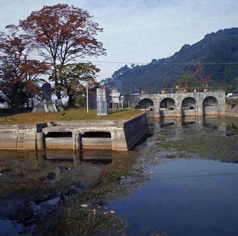 安積疎水の画像