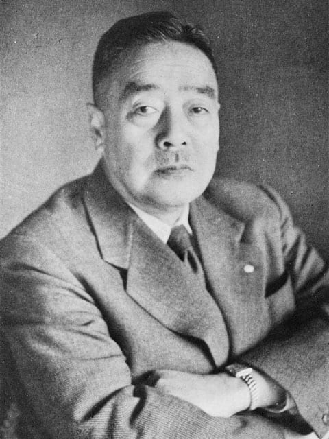 緒方竹虎の画像