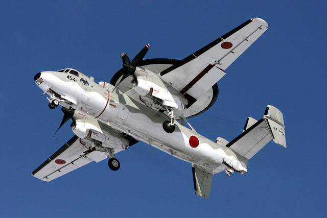 空中早期警戒機の画像