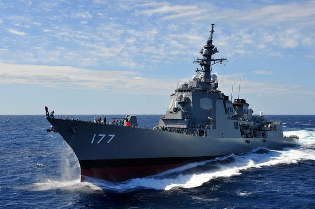 ミサイル護衛艦の画像