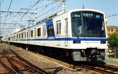 写真:5000系