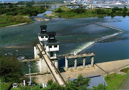 大堰用水路