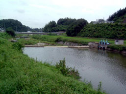 萱原用水