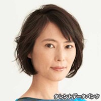 石堂夏央の画像