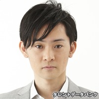 石母田史朗の画像