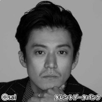 小栗旬の画像