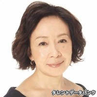 富沢亜古の画像