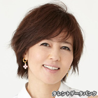 石野真子の画像