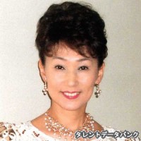 野路由紀子の画像