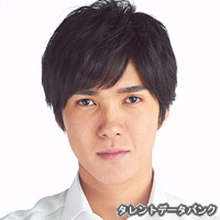 栗原卓也の画像
