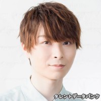 上村祐翔の画像