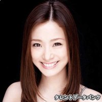 上戸彩の画像