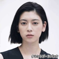 三吉彩花の画像