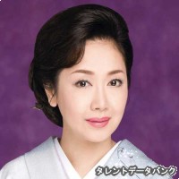伍代夏子の画像