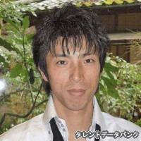青木治親の画像