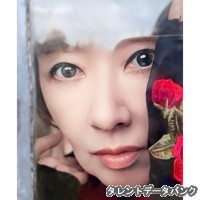 真梨邑ケイの画像