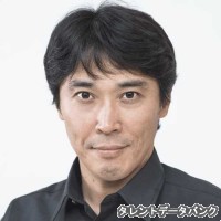礒野慎吾の画像