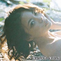新実佑唯の画像