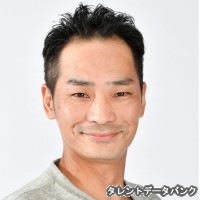 石原智彦の画像