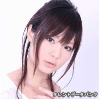 上東あゆ実の画像