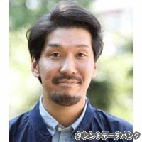 松本亮の画像
