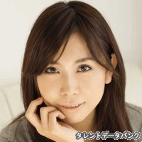 平井磨吏奈の画像