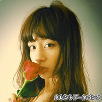ティファニー梨奈の画像