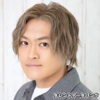 木島隆一の画像