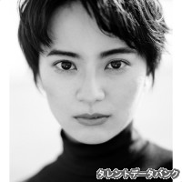 青波凜の画像