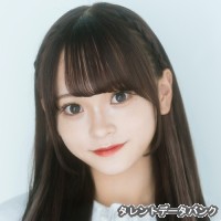 戸田梨杏の画像