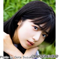 吉田莉桜の画像