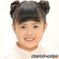 東由依の画像