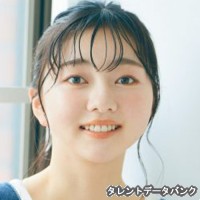 上田彩華の画像