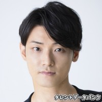 鈴木凌平の画像