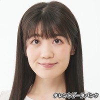 小峰梨奈の画像